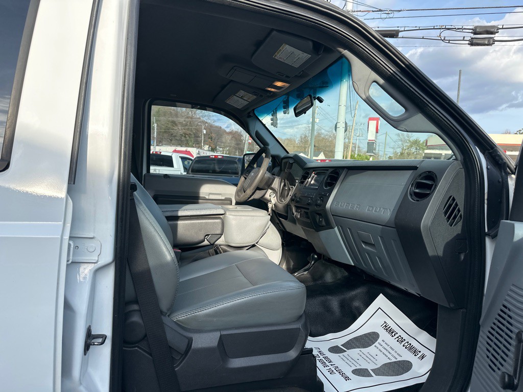 2012 Ford F-350 Image 9