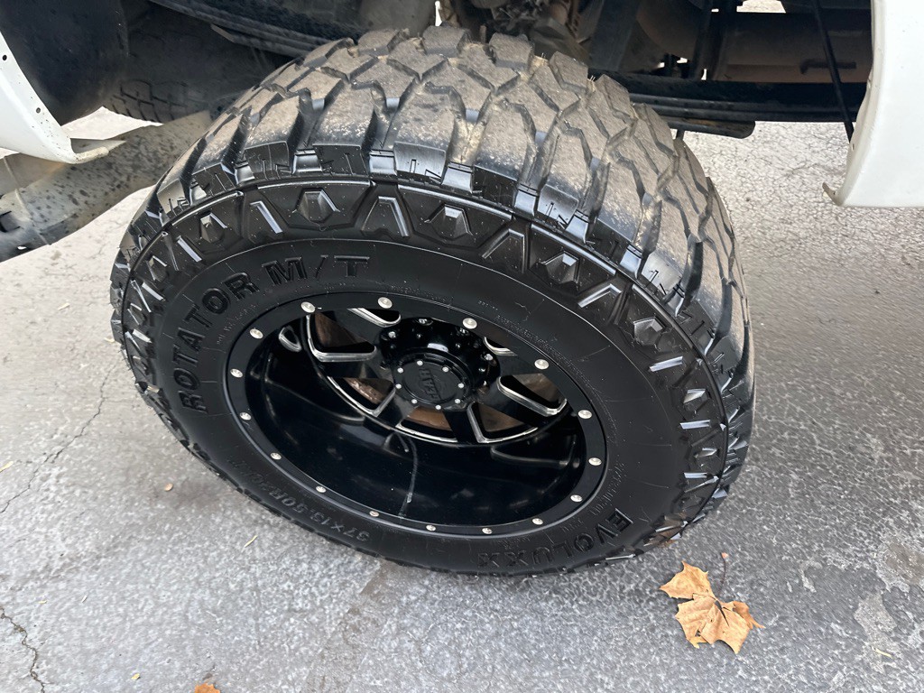 2012 Ford F-350 Image 11