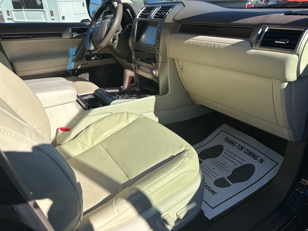 2014 Lexus GX Image 7