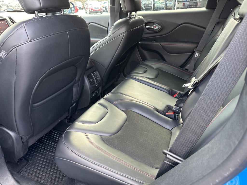 2021 Jeep Cherokee Image 11