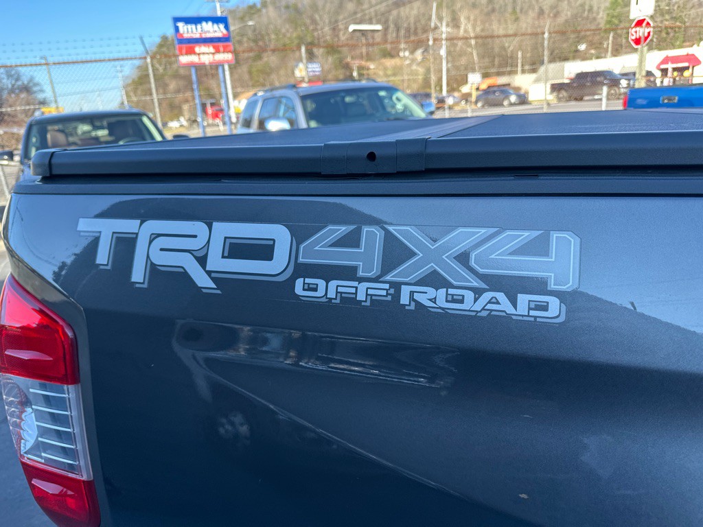 2020 Toyota Tundra Image 11