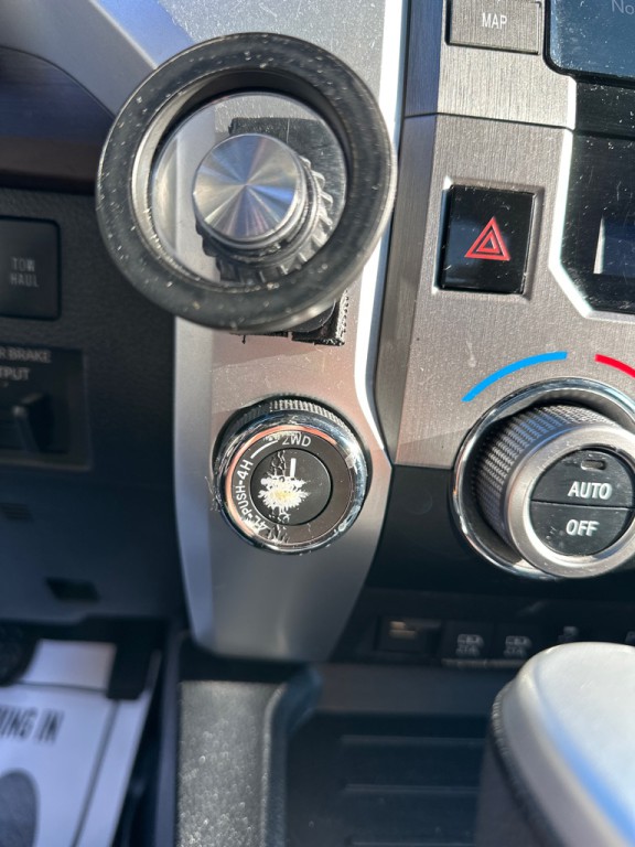 2020 Toyota Tundra Image 18