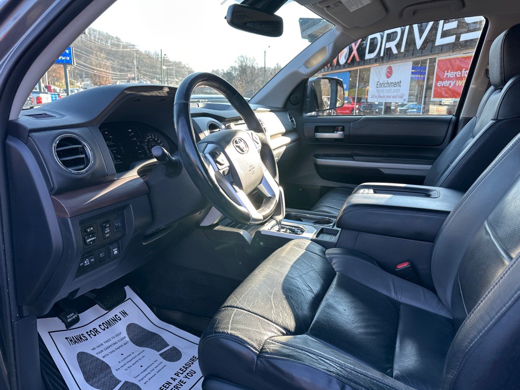 2020 Toyota Tundra Image 19