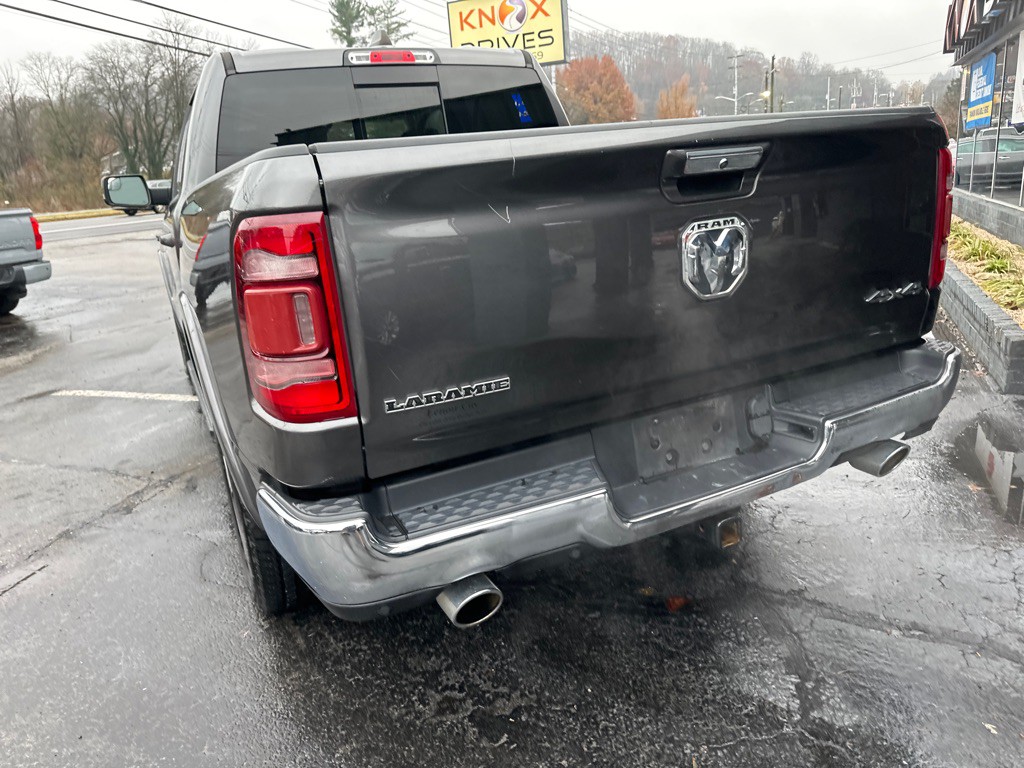 2022 RAM 1500 Image 2