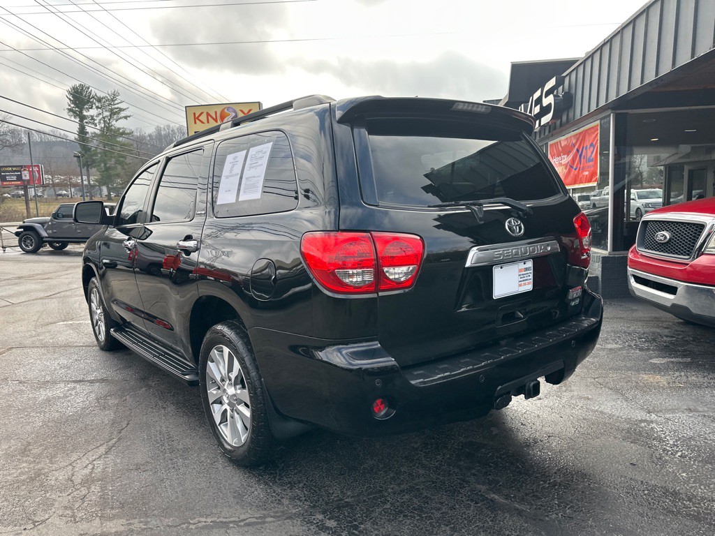 2011 Toyota Sequoia Image 2