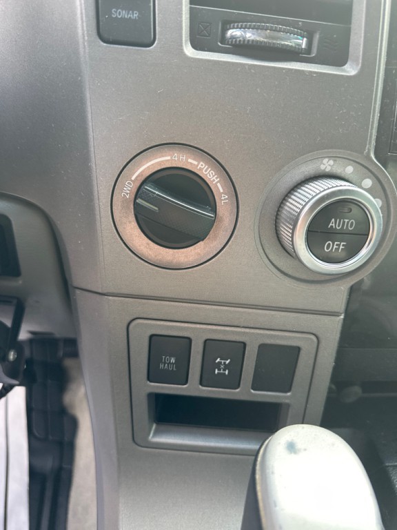 2011 Toyota Sequoia Image 20