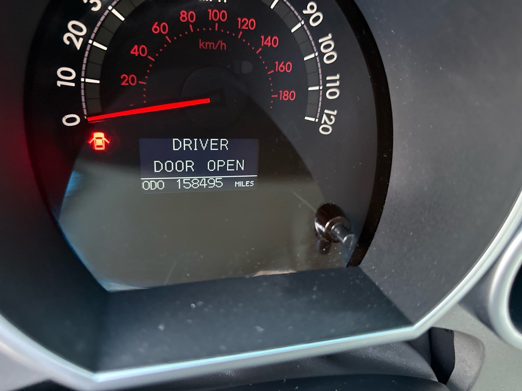 2011 Toyota Sequoia Image 20