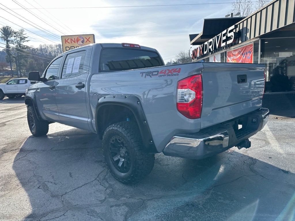 2018 Toyota Tundra Image 2