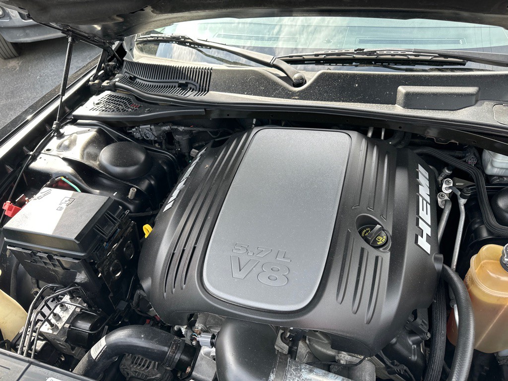 2013 Dodge Challenger Image 15