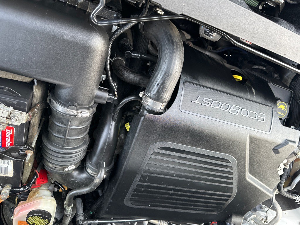 2016 Ford Explorer Image 19