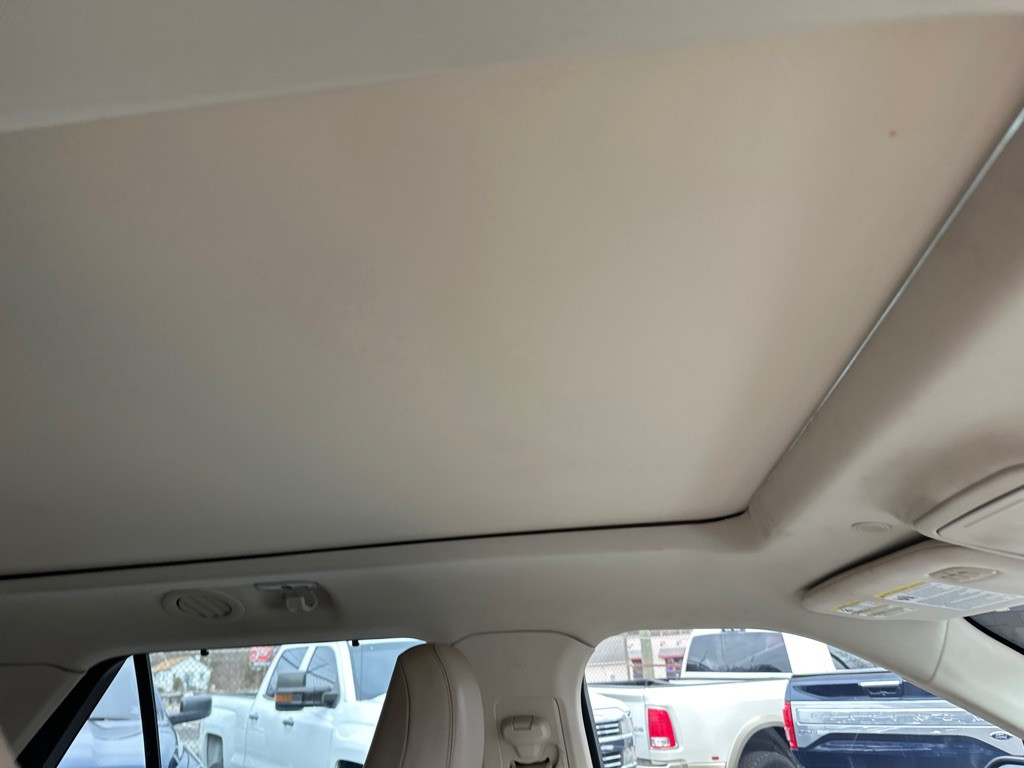 2020 Ford Explorer Image 9