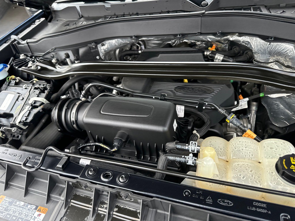 2020 Ford Explorer Image 21