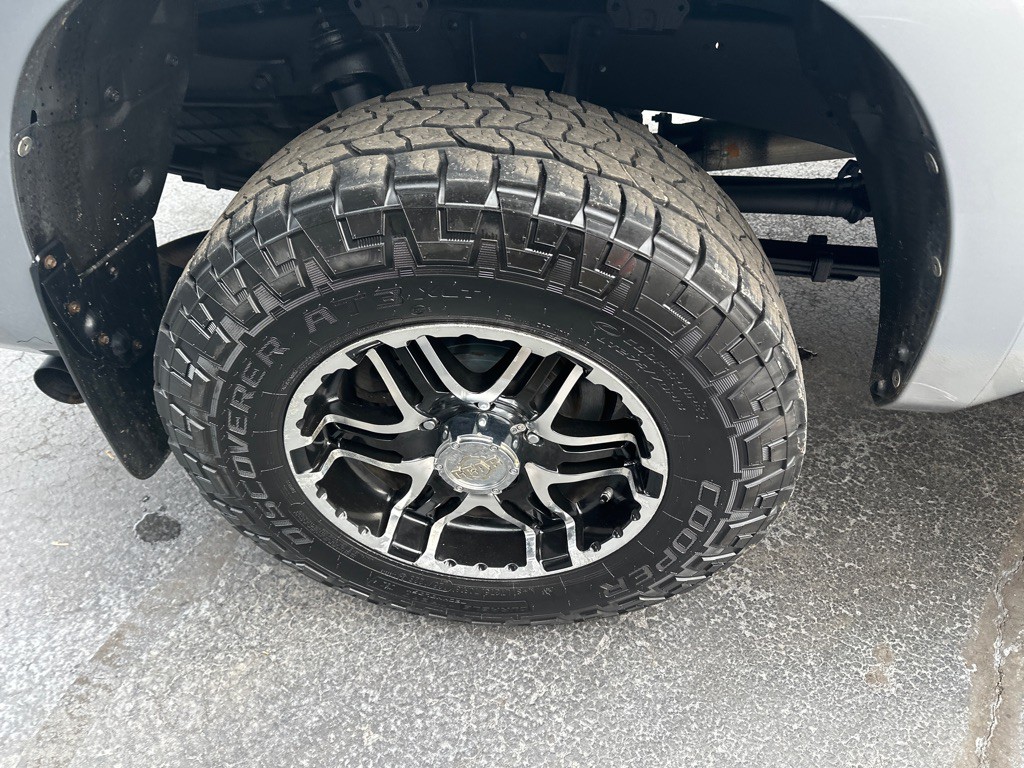 2012 Toyota Tundra Image 10