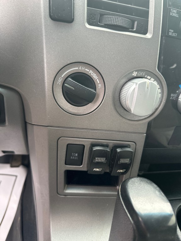 2012 Toyota Tundra Image 17