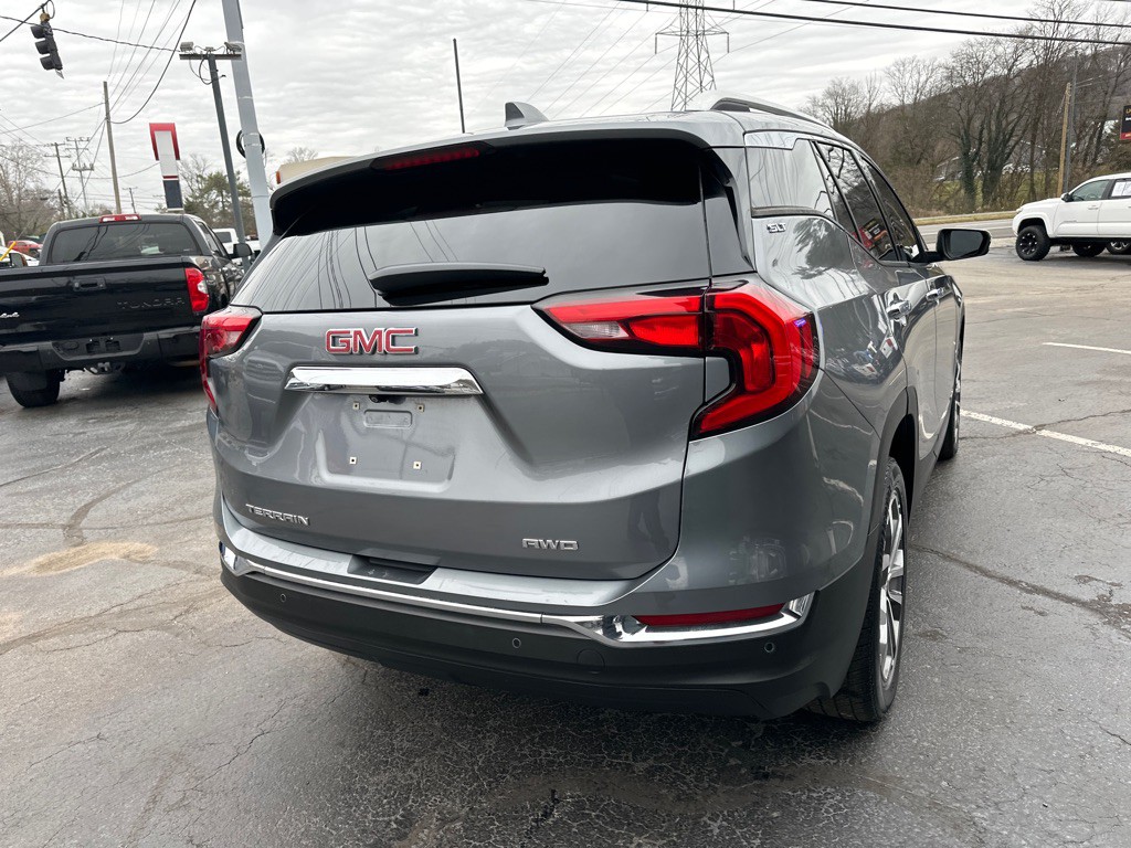 2020 GMC Terrain Image 3