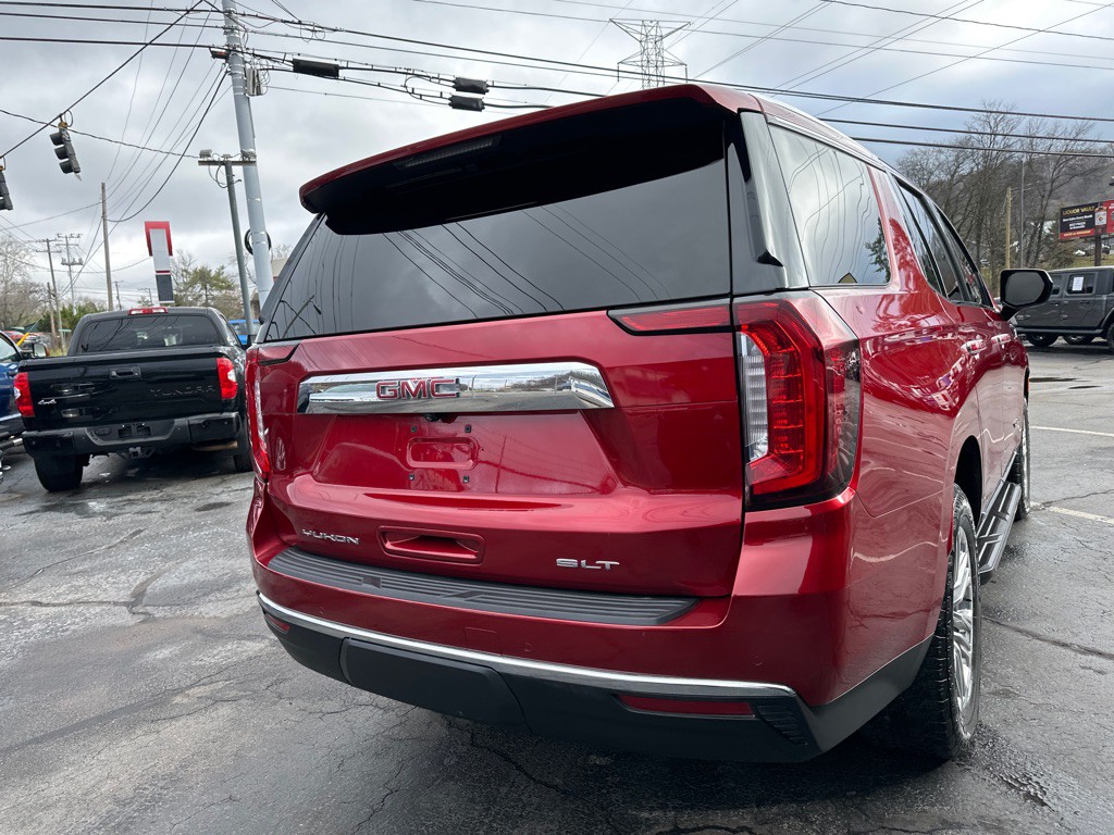 2021 GMC Yukon Image 3