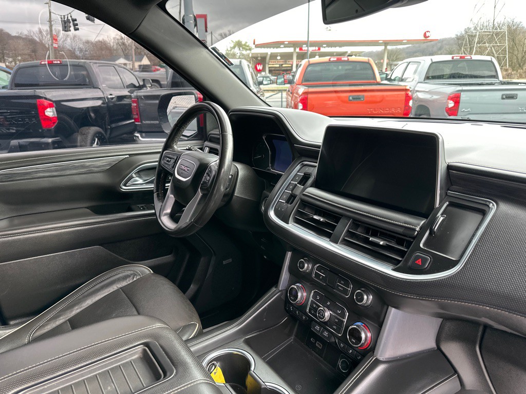 2021 GMC Yukon Image 8