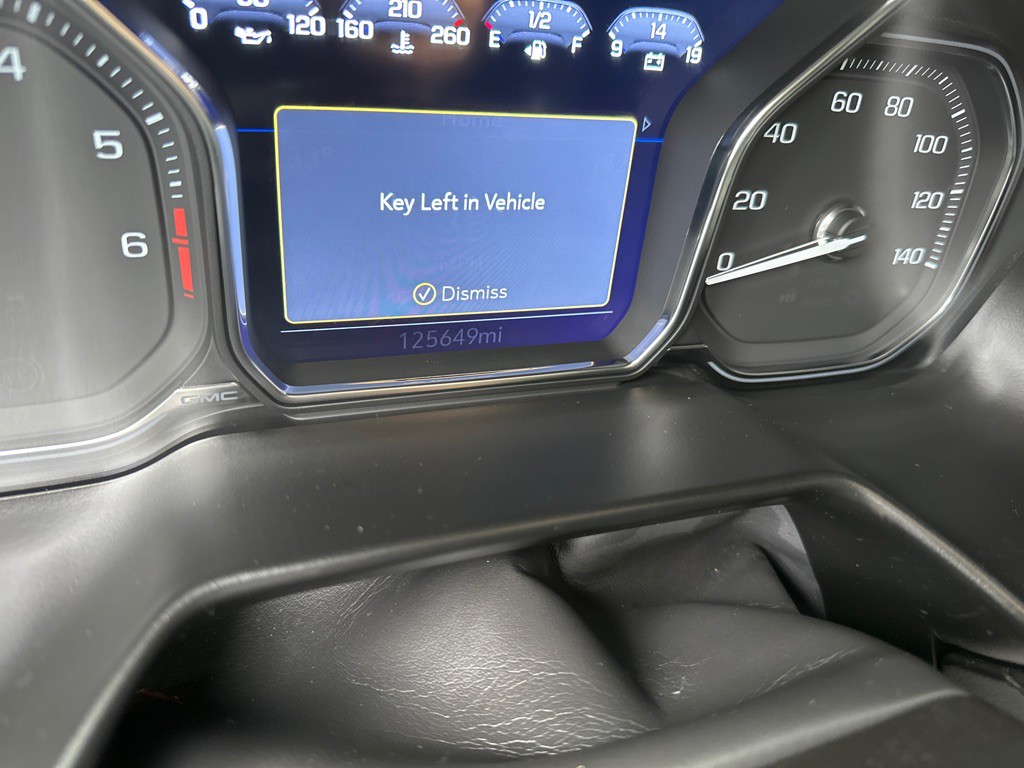 2021 GMC Yukon Image 17