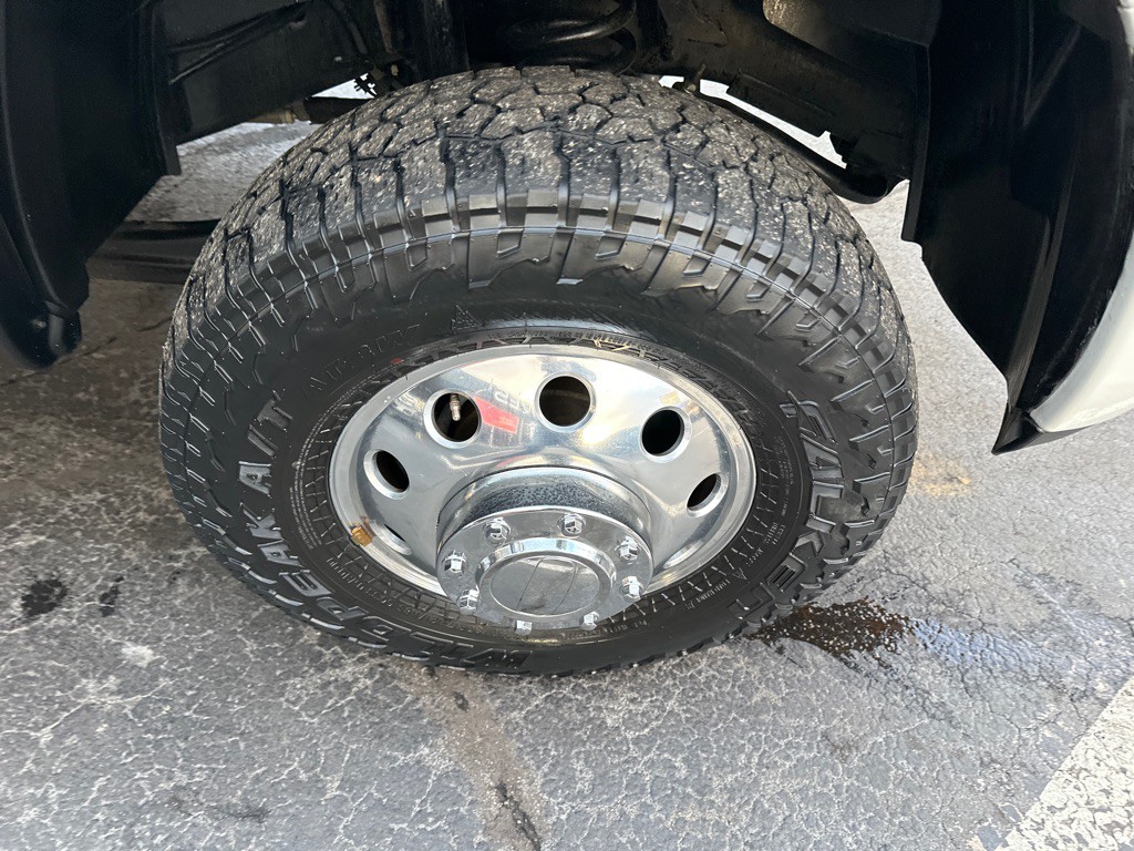 2015 RAM 3500 Image 6