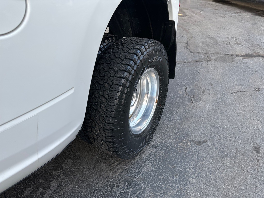 2015 RAM 3500 Image 10