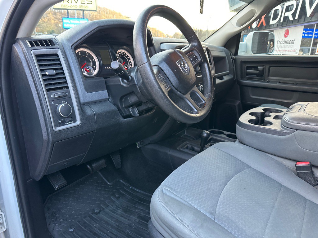 2015 RAM 3500 Image 11