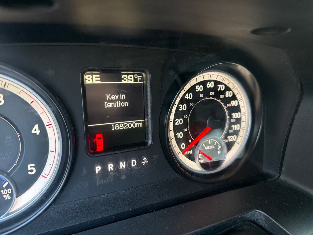 2015 RAM 3500 Image 12