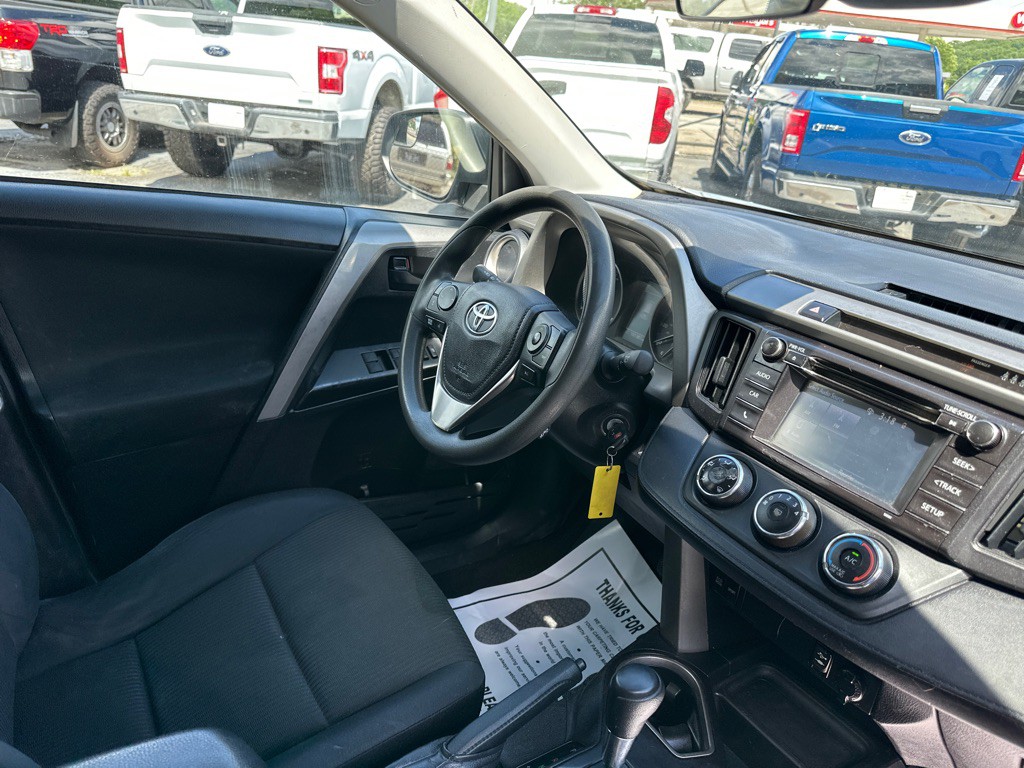 2017 Toyota Rav4 Image 8