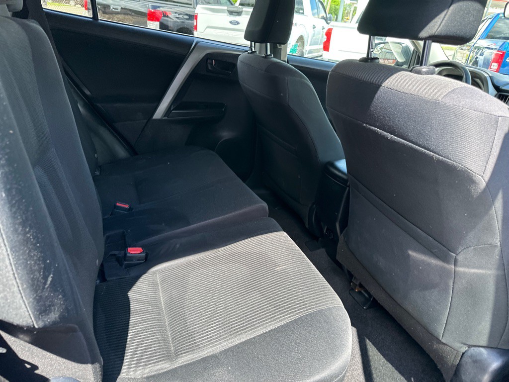 2017 Toyota Rav4 Image 9