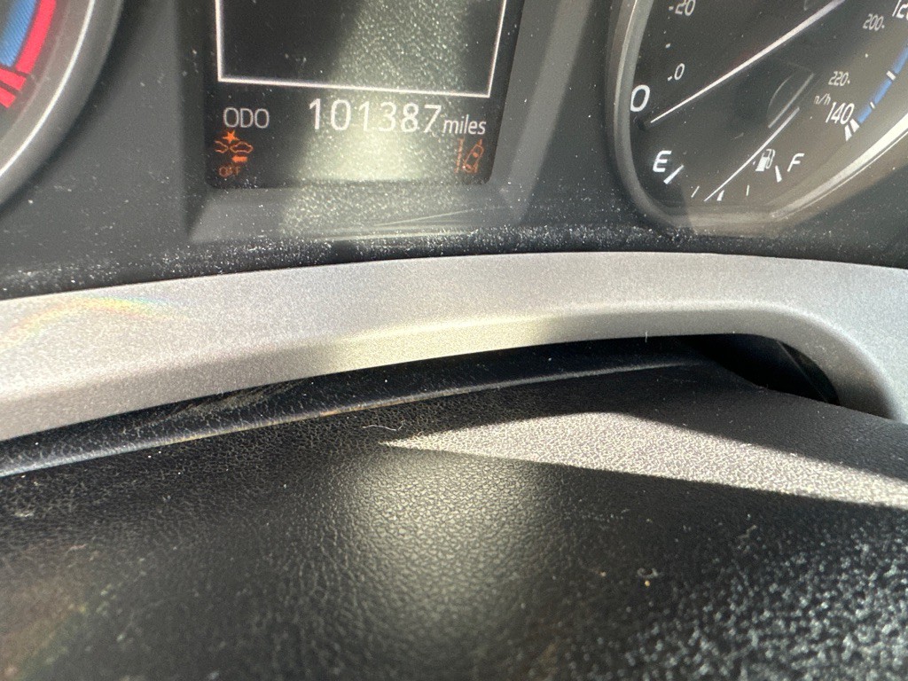 2017 Toyota Rav4 Image 16