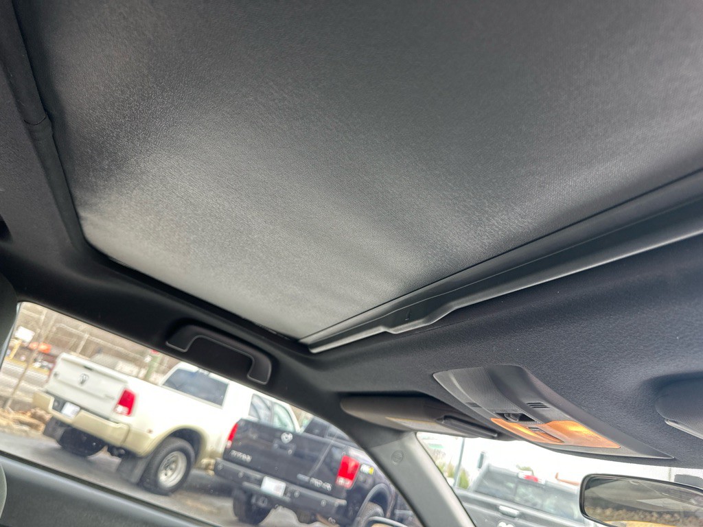 2012 Scion tC Image 8