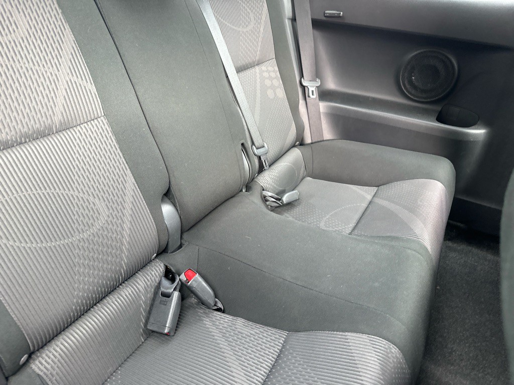 2012 Scion tC Image 10