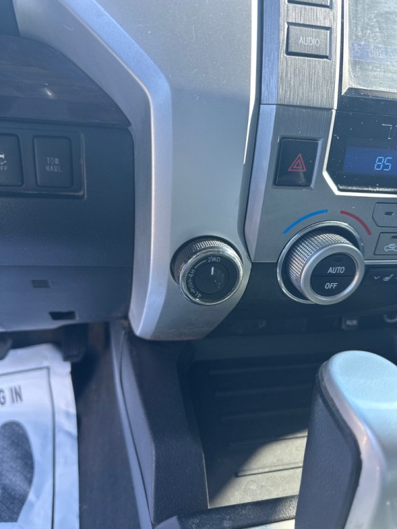 2014 Toyota Tundra Image 15