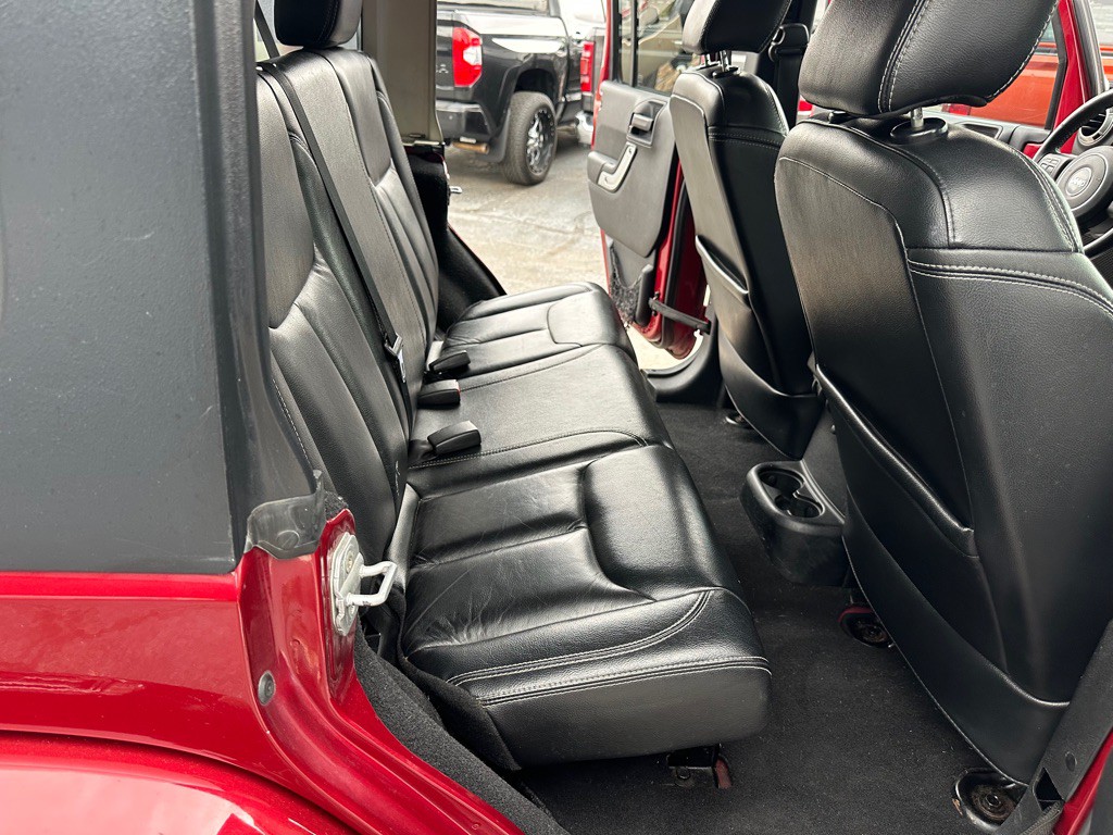 2013 Jeep Wrangler Unlimited Image 8