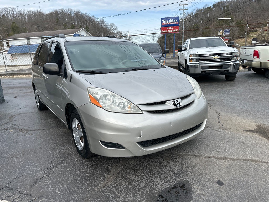 2009 Toyota Sienna Image 5