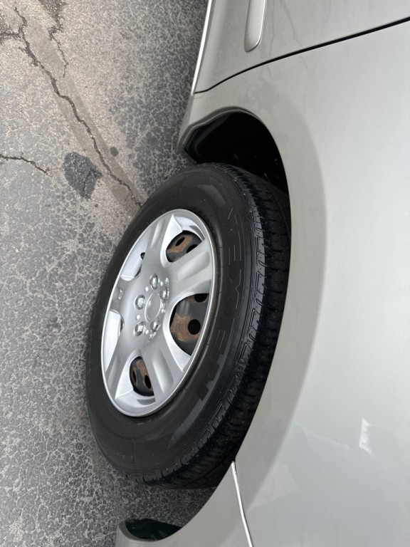 2009 Toyota Sienna Image 10