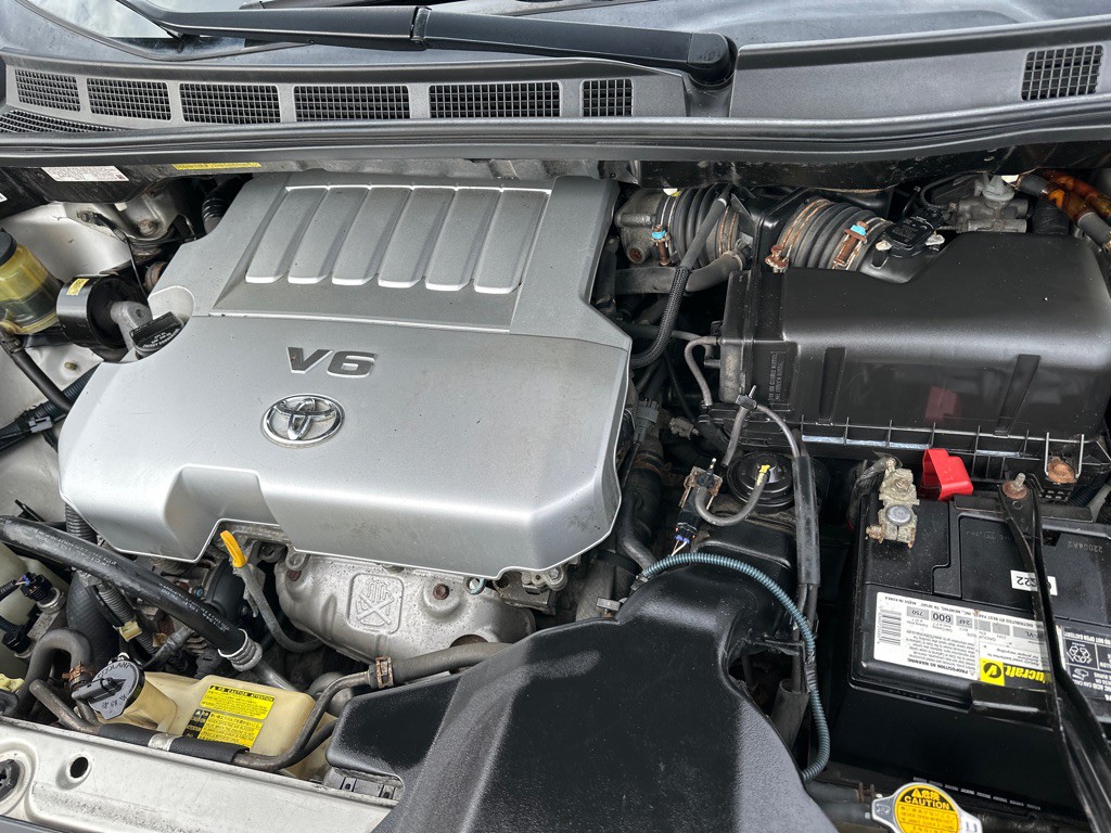 2009 Toyota Sienna Image 14