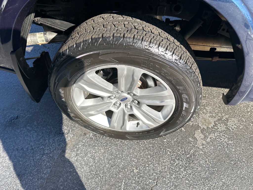 2016 Ford F-150 Image 12