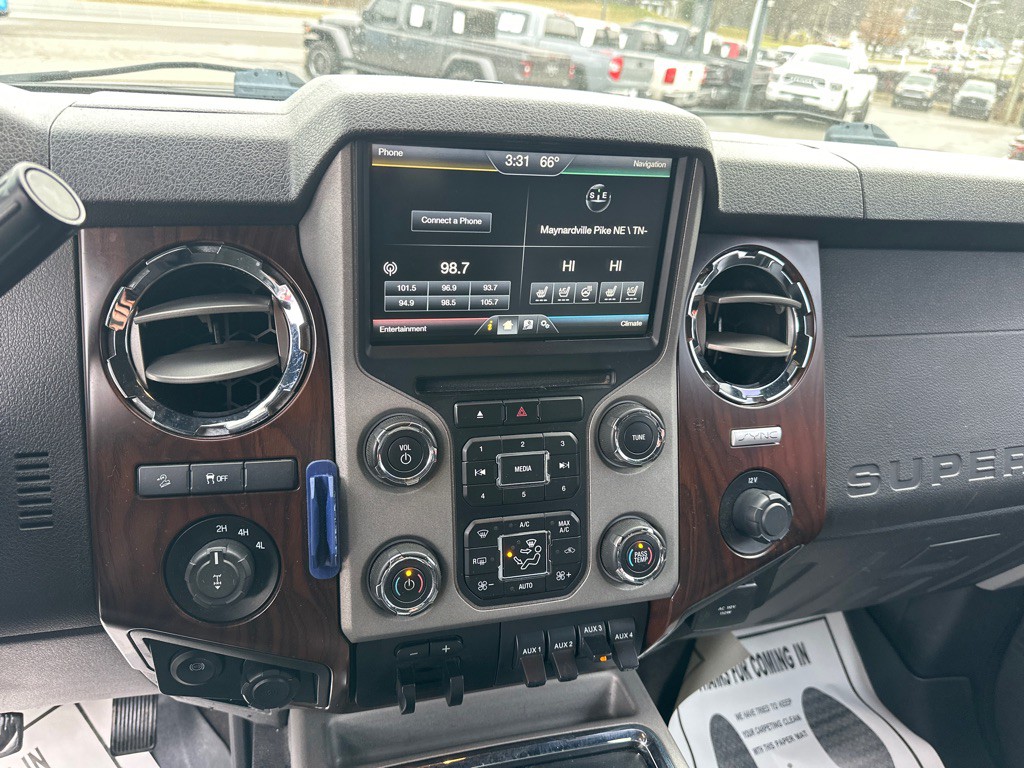 2015 Ford F-350 Image 14