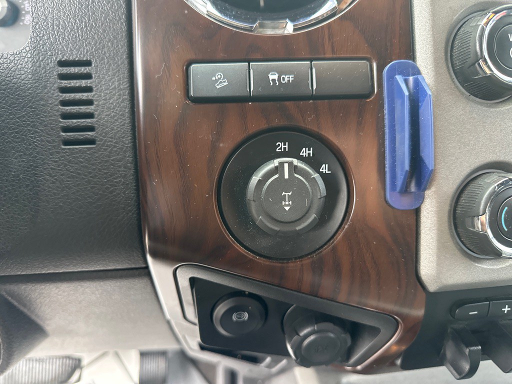 2015 Ford F-350 Image 15