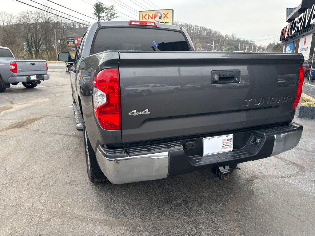2018 Toyota Tundra Image 2