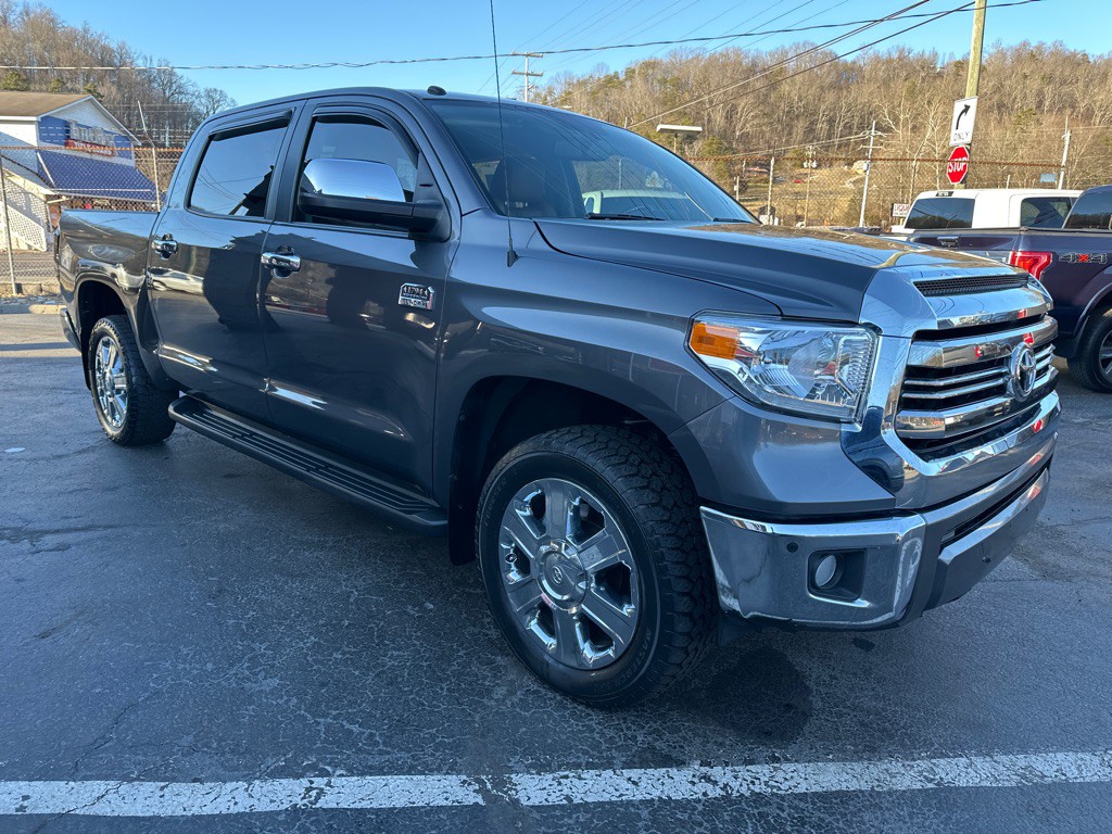 2016 Toyota Tundra Image 4