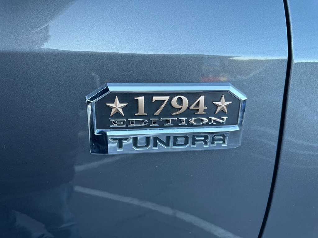 2016 Toyota Tundra Image 7