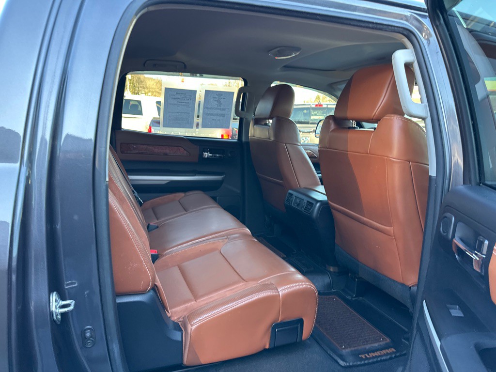 2016 Toyota Tundra Image 11