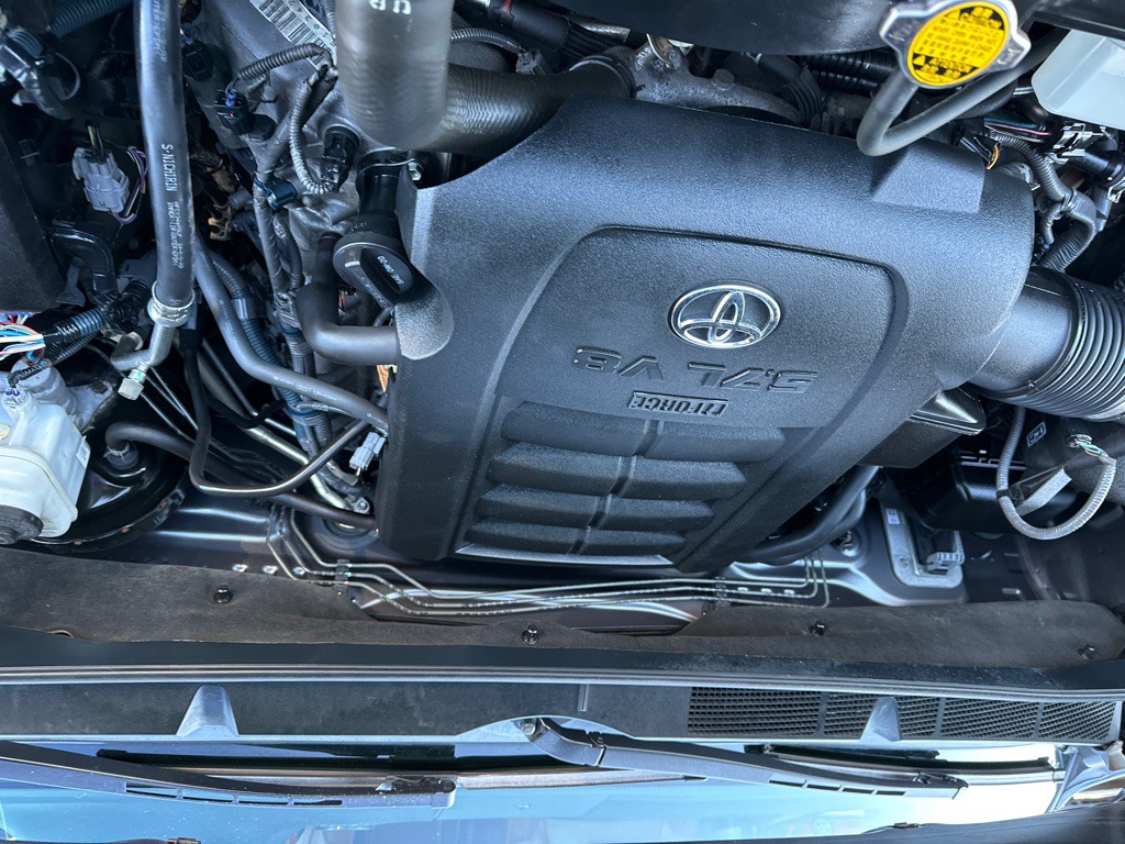 2016 Toyota Tundra Image 19