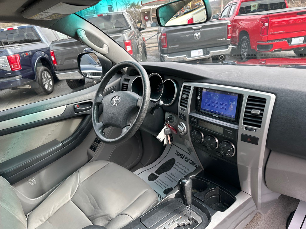 2006 Toyota 4Runner Image 9