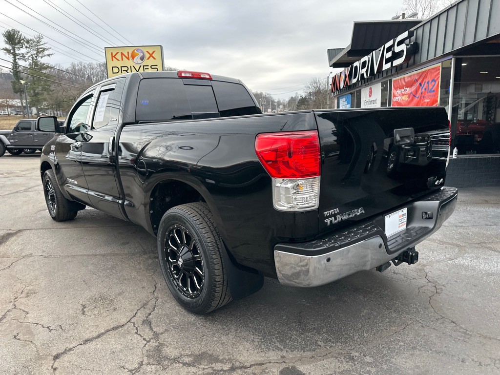 2010 Toyota Tundra Image 2