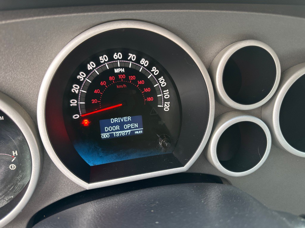 2010 Toyota Tundra Image 14