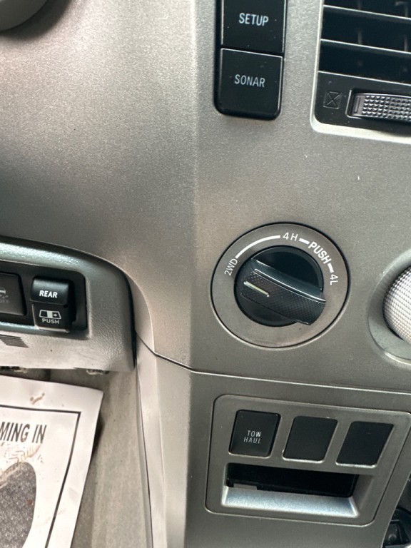 2010 Toyota Tundra Image 15