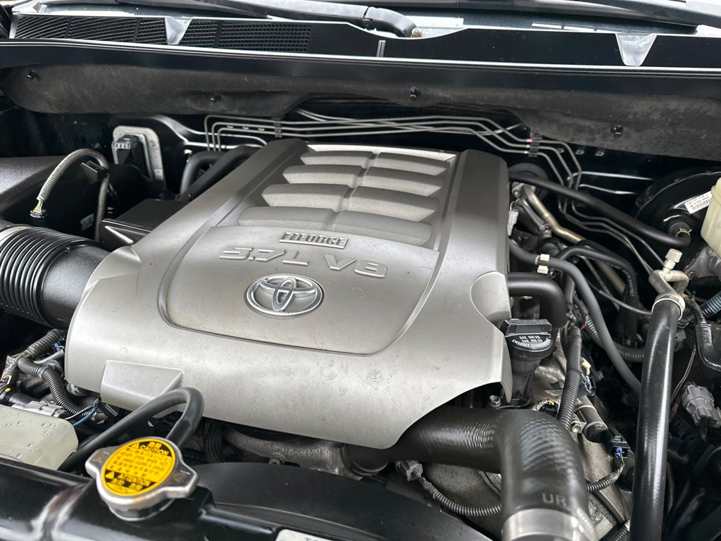 2010 Toyota Tundra Image 16