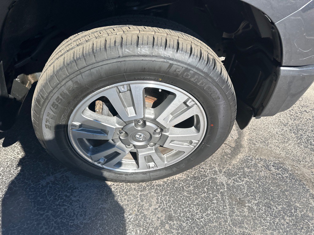 2016 Toyota Tundra Image 6